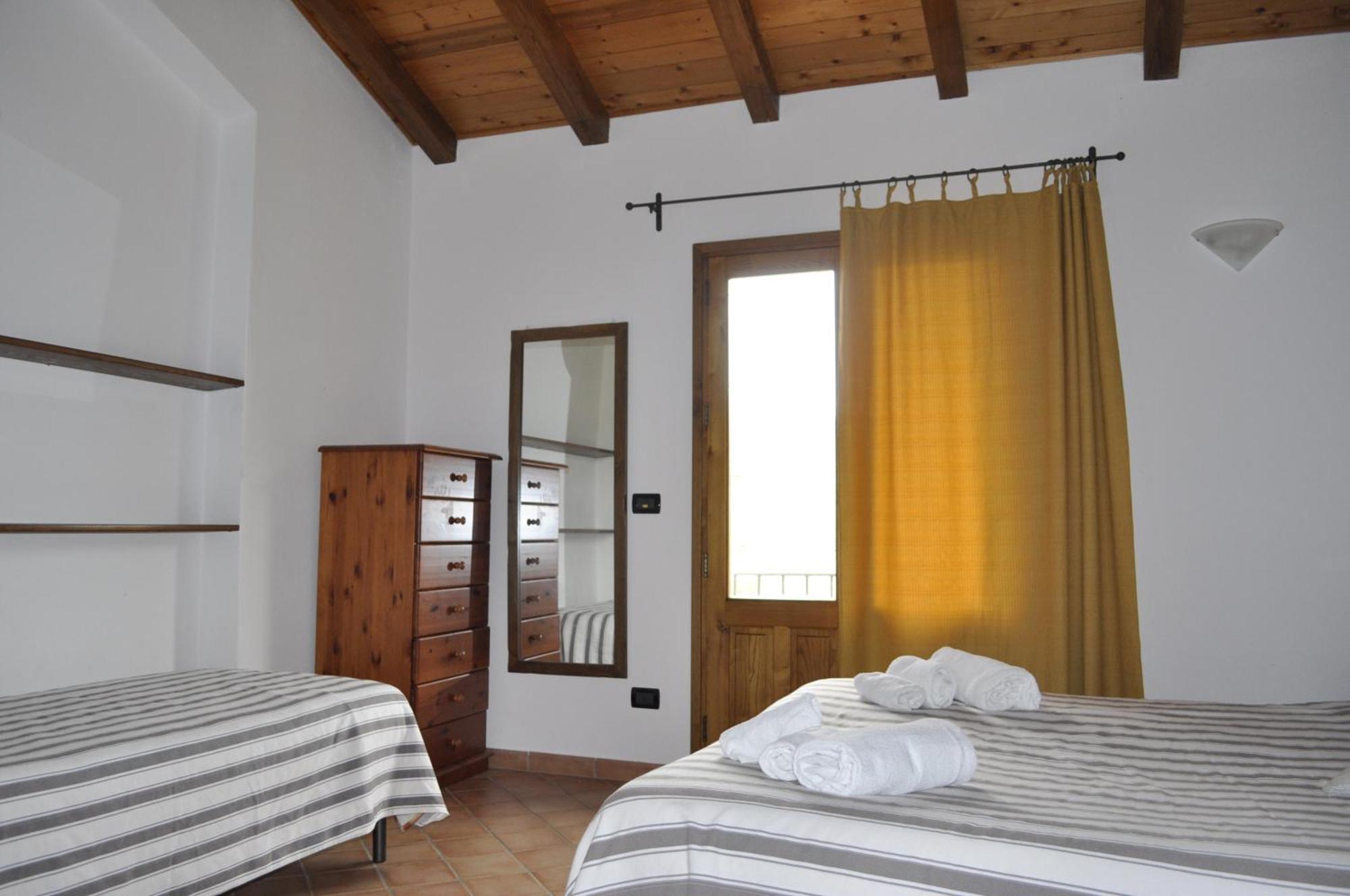 Borgo San Francesco Hotel Gioiosa Marea Room photo